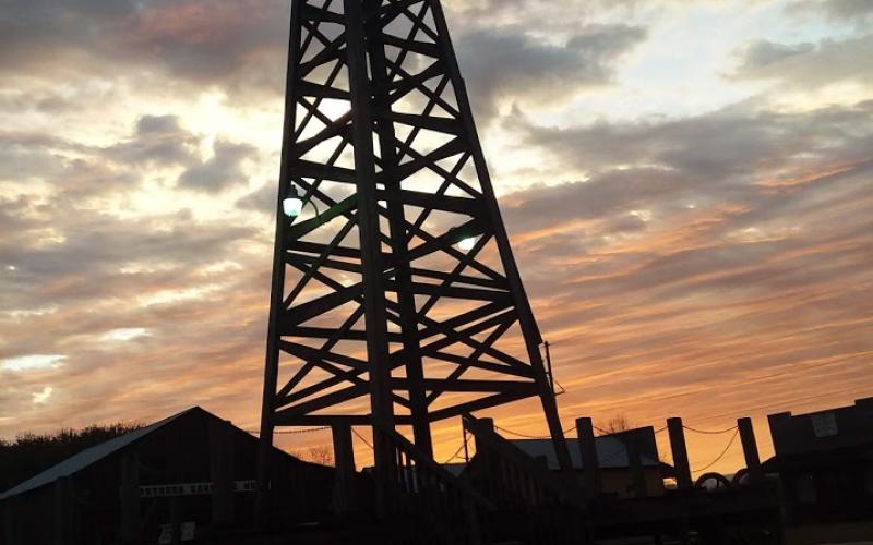 Spindletop Derrick
