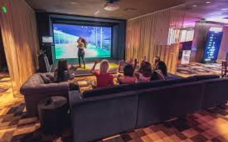 5 Under Golf Center