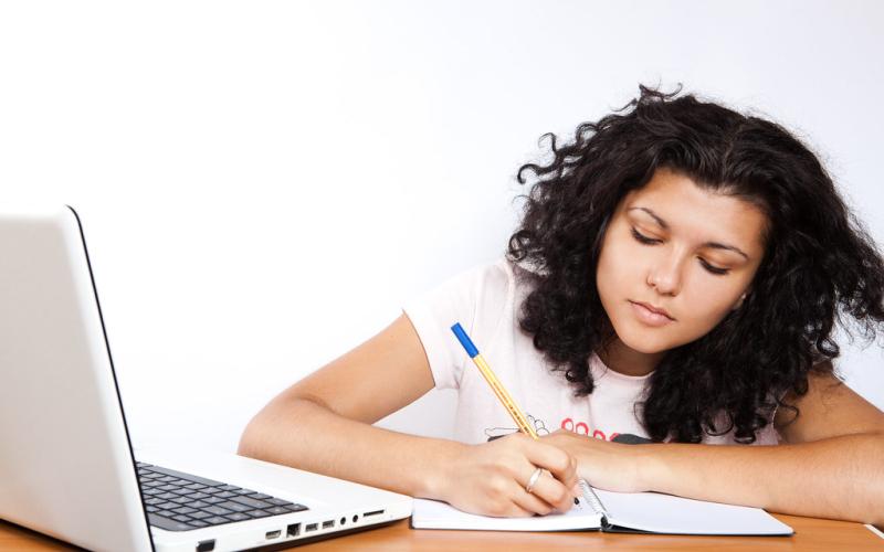 Lamar State College students will take Summer I courses online.