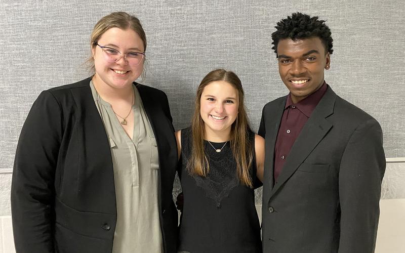 Silsbee debate students performed well at a regional meet over the weekend.