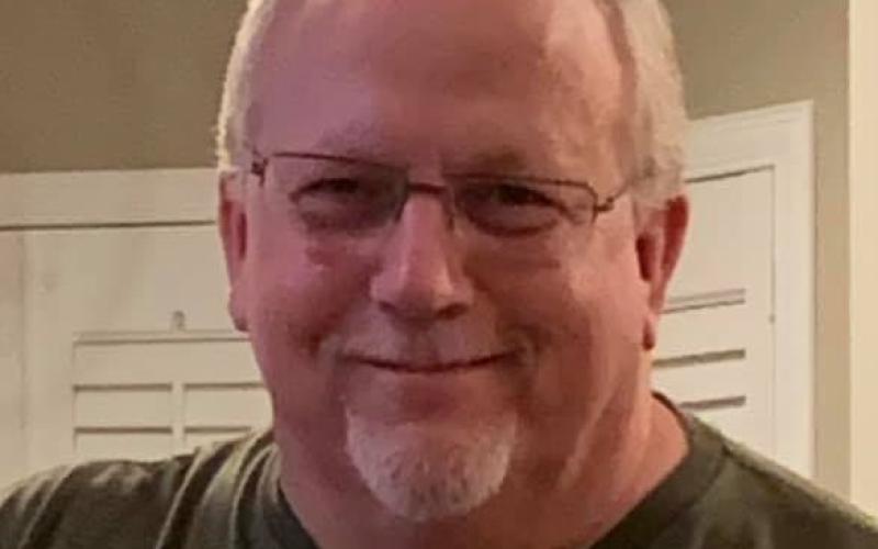 Emmett Hollier resigns from Nederland City Council to pursue commissioner's seat.