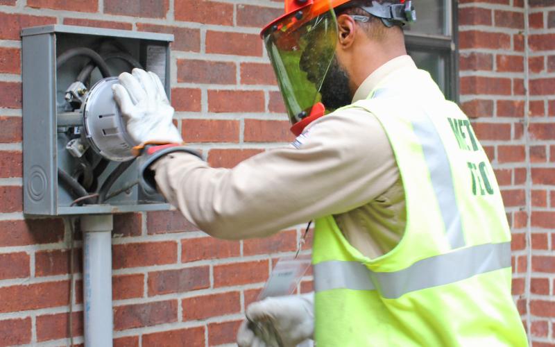 Entergy Texas completes advanced meter deployment.