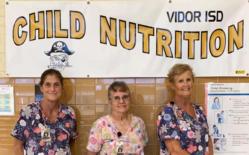 Pine Forest Elementary FFVP crew Shelia Benefield, Kay Ezernack and LuJean Dengler