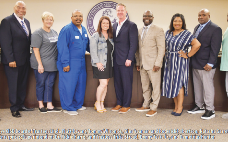 West Orange-Cove CISD Board of Trustees Linda Platt-Bryant, Tommy Wilson Sr., Gina Yeaman and Roderick Robertson; Natasha Garrett and Colin Garrett of G&amp;G Enterprises; Superintendent Dr. Rickie Harris, and Trustees Tricia Stroud, Donny Teate Jr., and Demetrius Hunter