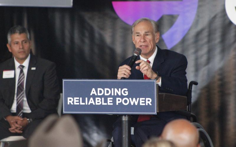 Gov. Greg Abbott speaks to attendees at the groundbreaking ceremony