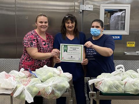 Vidor Elementary FFVP crew Heather Mojica, Lisa Wilson and Brandi Reynolds