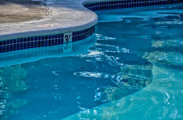 Nederland closes public pool after employee tests positive for COVID-19.