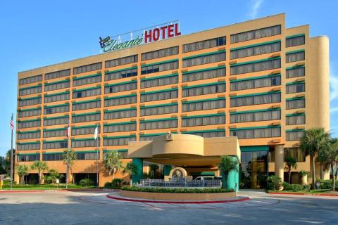 MCM Elegante Hotel in Beaumont